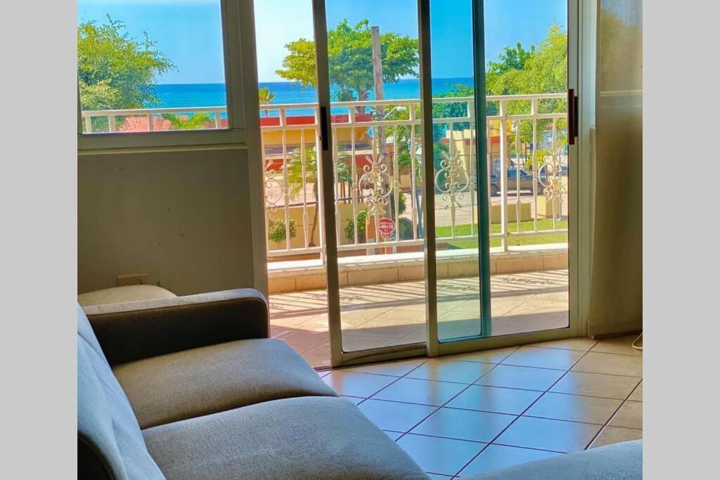 Wave View Village - Beach Front - Luxury Spot Rincón Exteriér fotografie